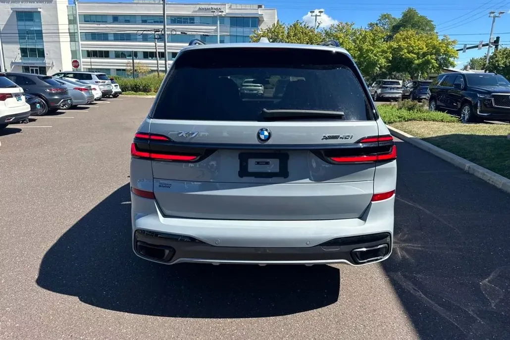 2024 Bmw X7 xDrive40i photo 1