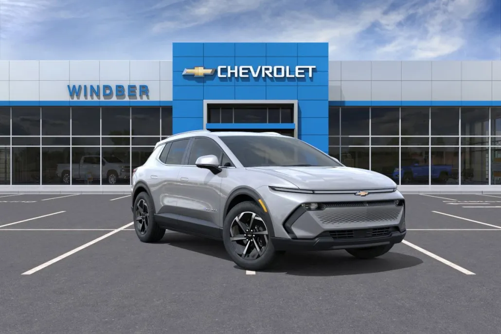 2026 Chevrolet Equinox EV 1LT photo 1