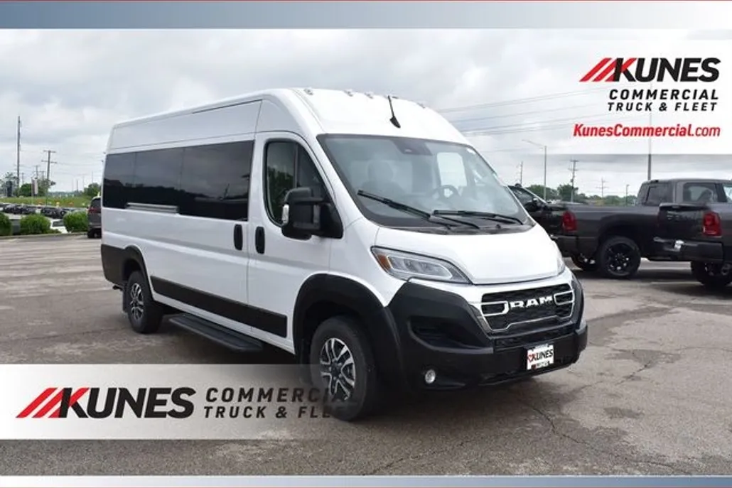 2025 Ram ProMaster 3500 Window Van photo 1