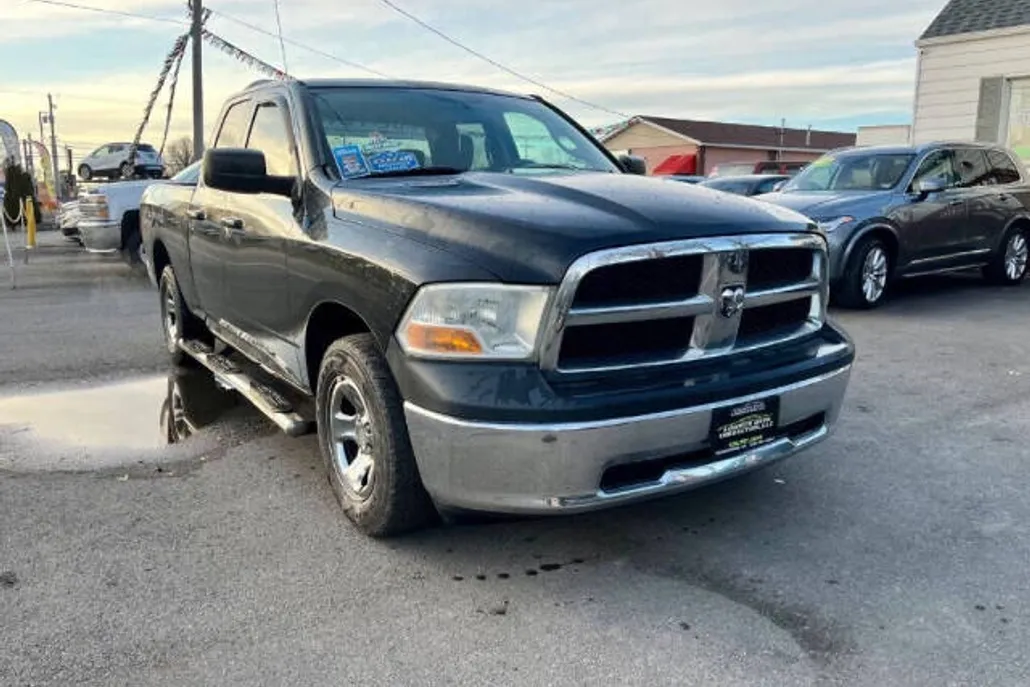 2010 Dodge Ram ST photo 1