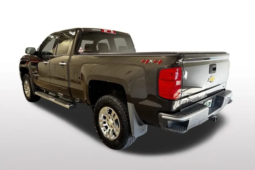2018 Chevrolet Silverado 1500 LT1 photo 1