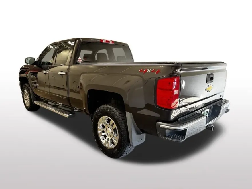 2018 Chevrolet Silverado 1500 LT1 photo 1