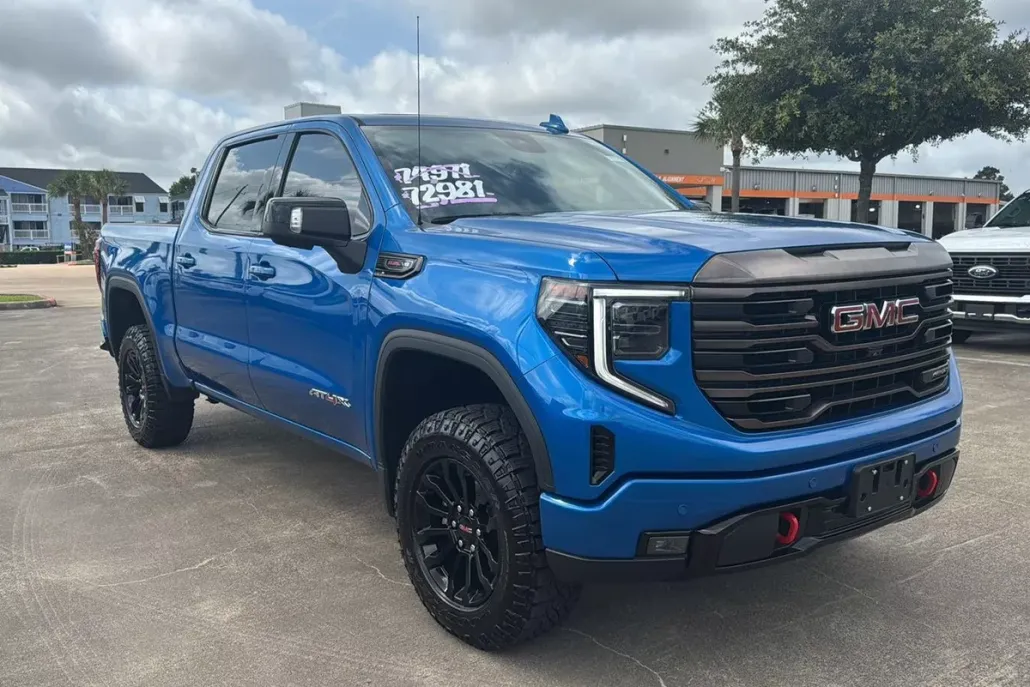 2023 Gmc Sierra AT4X photo 1