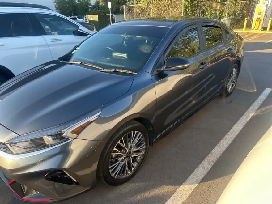 2023 Kia Forte GT-Line photo 1