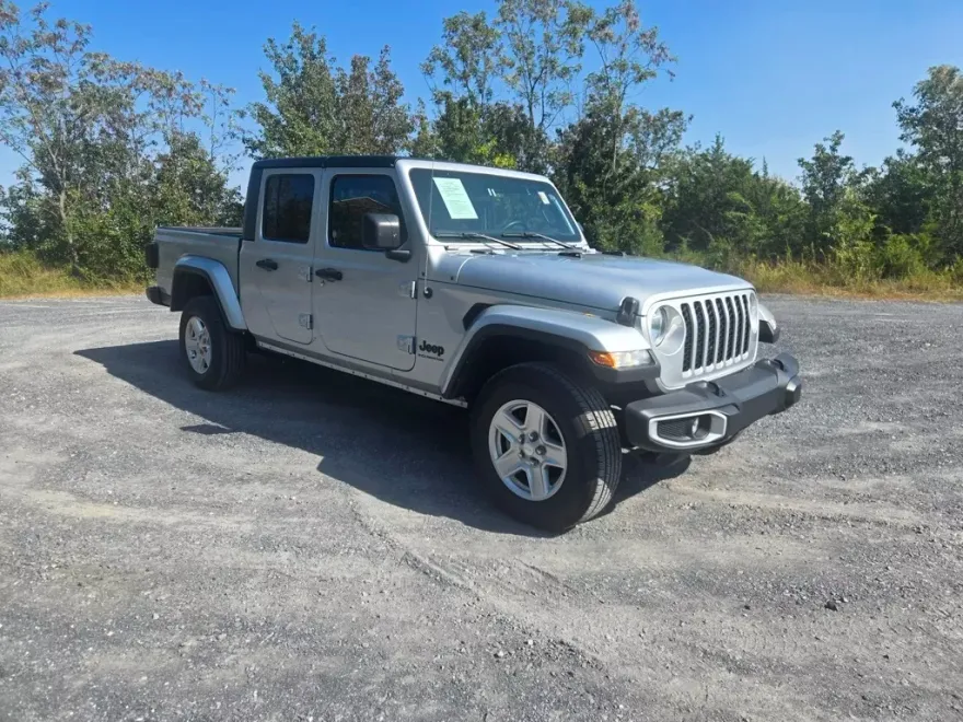 2023 Jeep Gladiator Sport photo 1