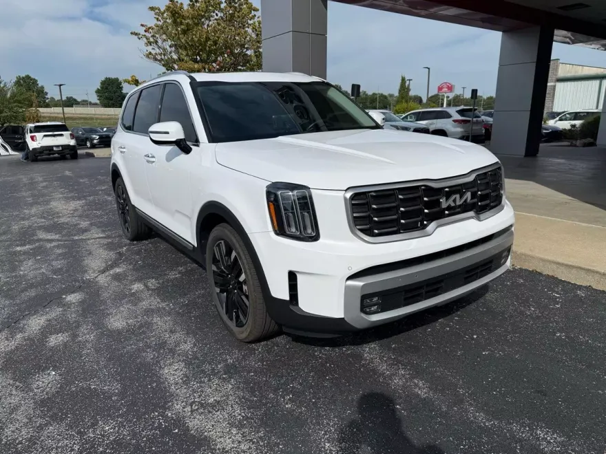 2024 Kia Telluride SX photo 1