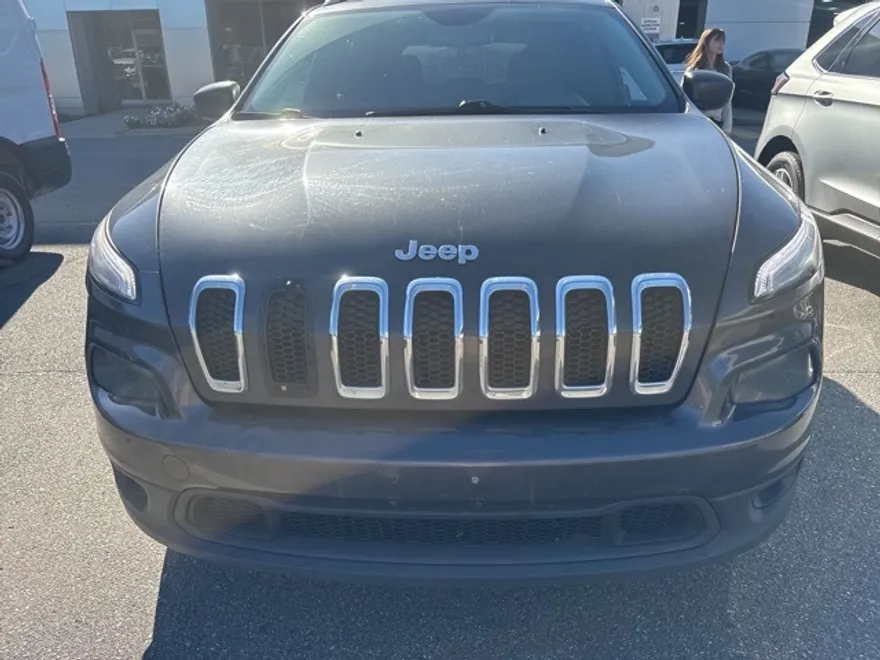 2015 Jeep Cherokee Latitude photo 1