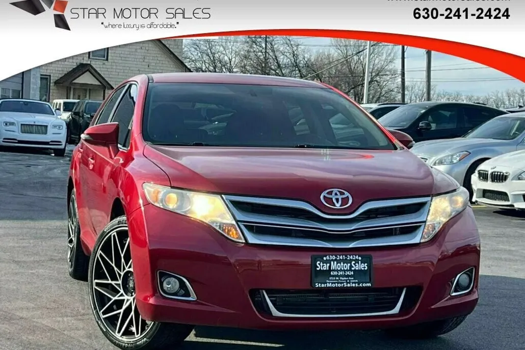 2013 Toyota Venza LE photo 1
