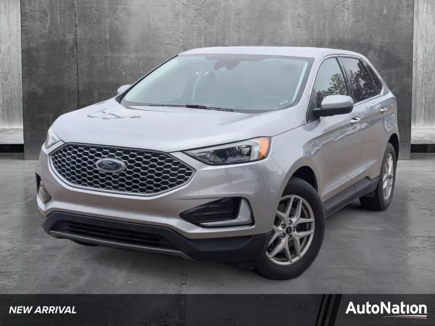2024 Ford Edge SEL photo 1
