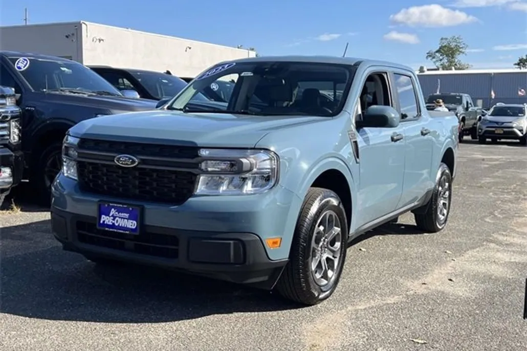 2023 Ford Maverick XLT photo 1