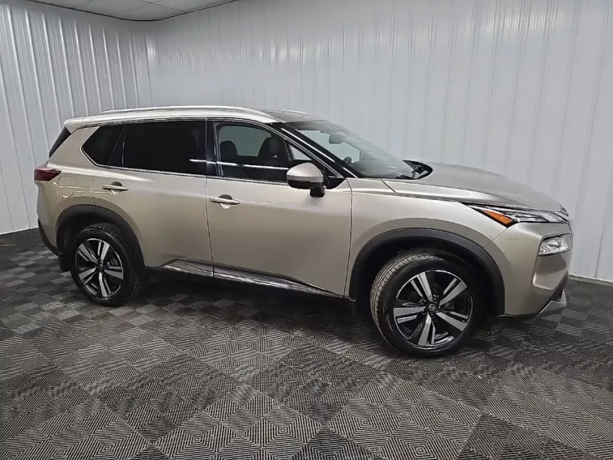 2021 Nissan Rogue SL photo 1