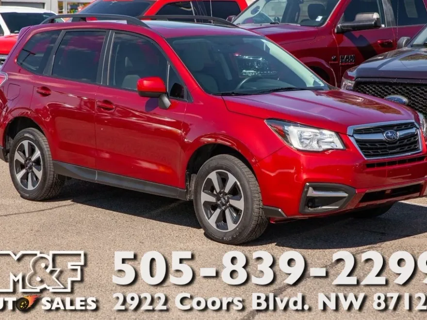 2017 Subaru Forester 2.5i Premium photo 1