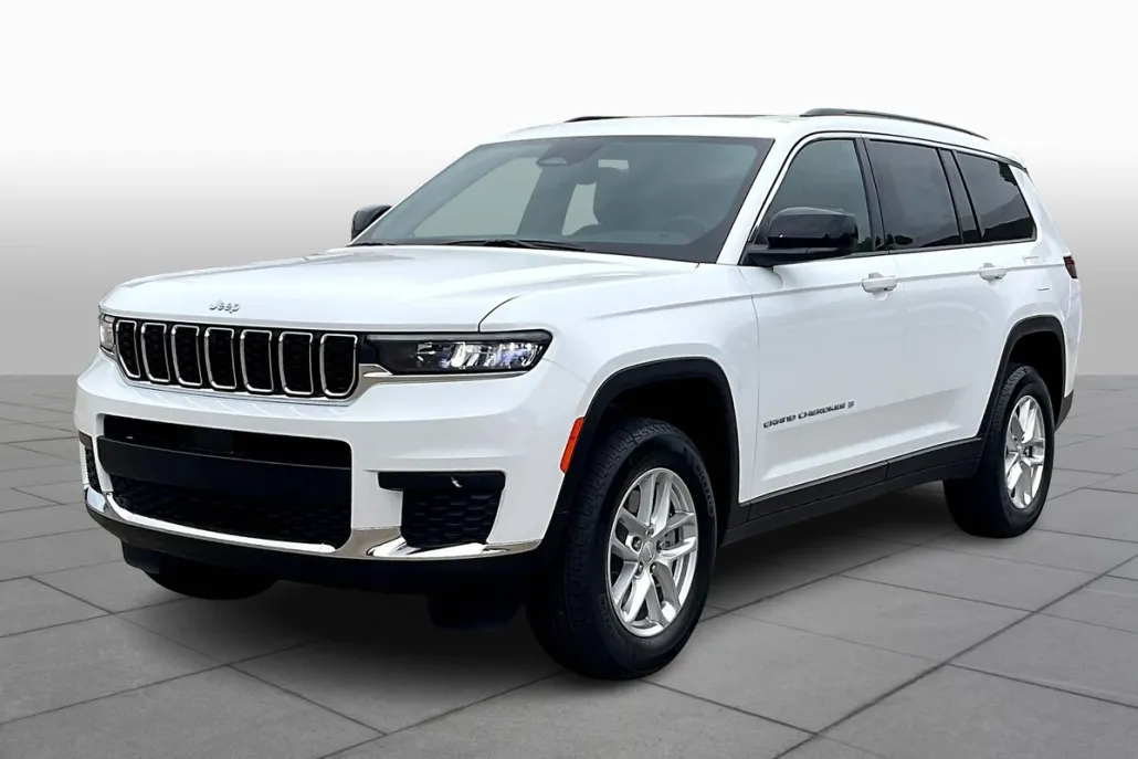 2025 Jeep Grand Cherokee Laredo X photo 1