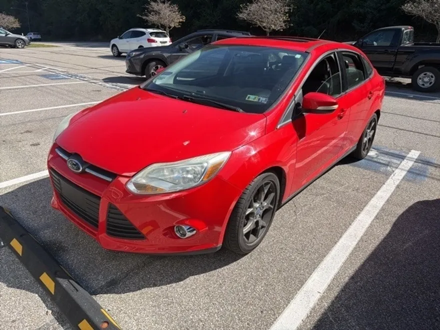 2014 Ford Focus SE photo 1