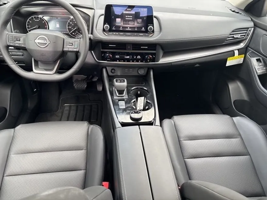 2026 Nissan Rogue SV photo 1