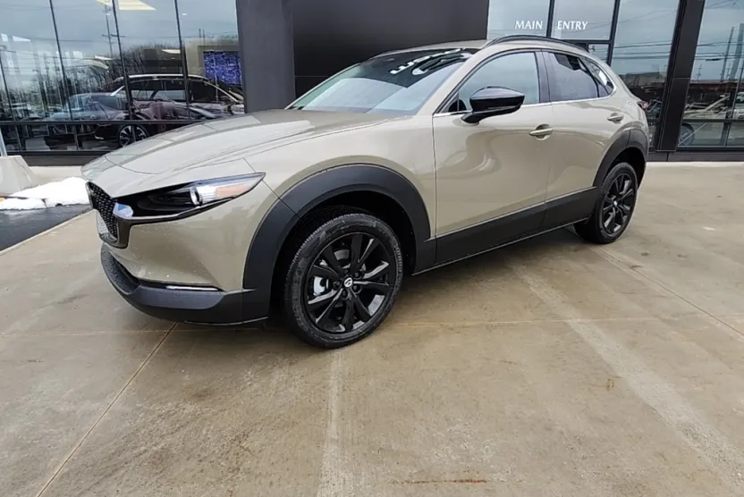 2025 Mazda CX-30 2.5 Turbo Carbon photo 1