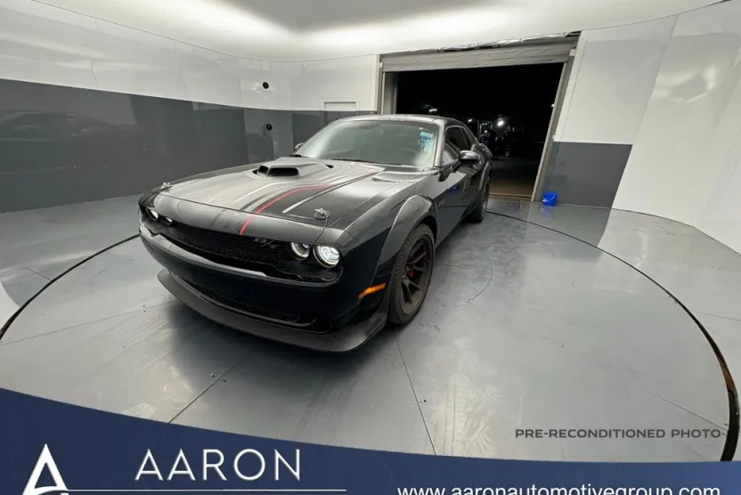 2023 Dodge Challenger R/T Scat Pack photo 1