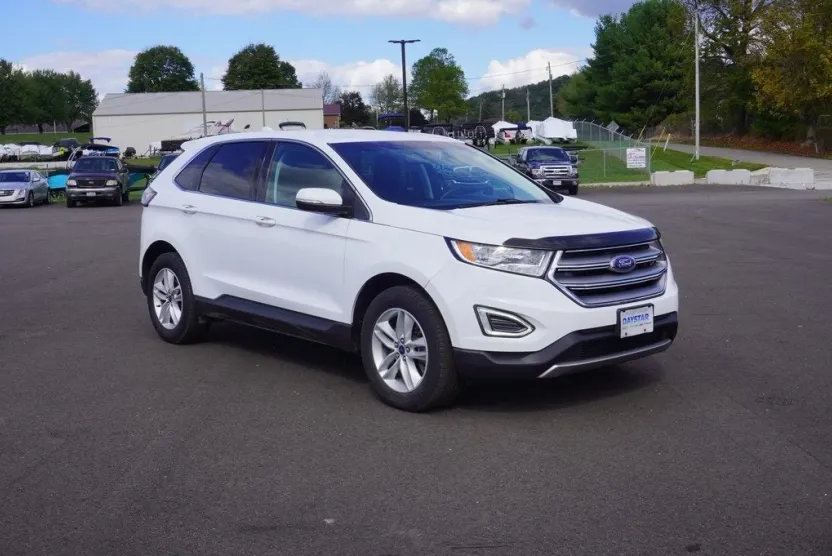 2018 Ford Edge SEL photo 1