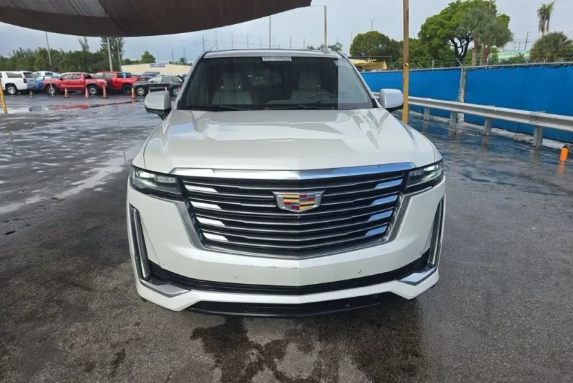 2021 Cadillac Escalade ESV Premium Luxury Platinum photo 1