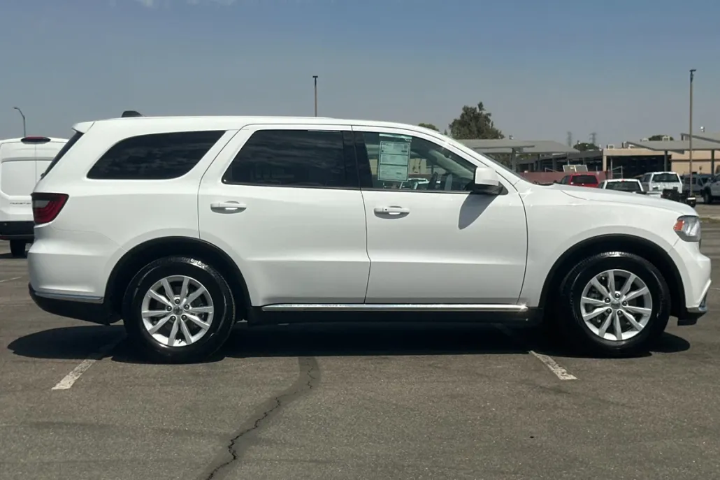 2019 Dodge Durango SXT photo 1