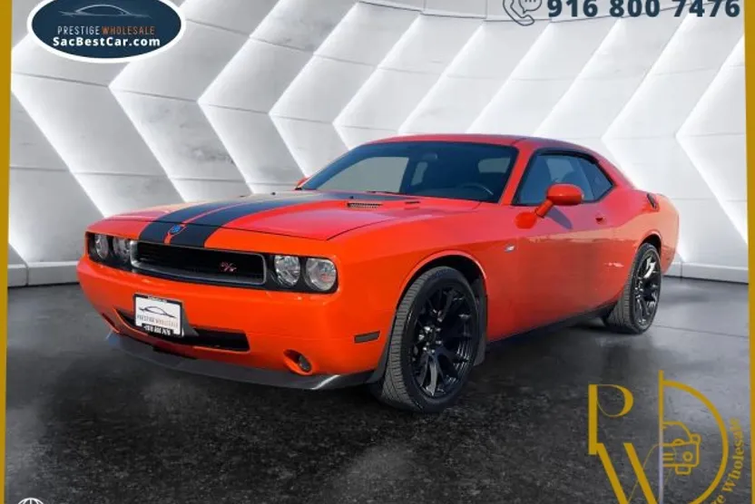 2010 Dodge Challenger R/T photo 1