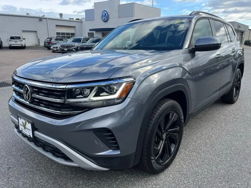 2023 Volkswagen Atlas V6 SE Technology photo 1