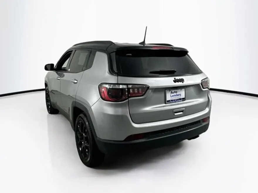 2022 Jeep Compass Altitude photo 1