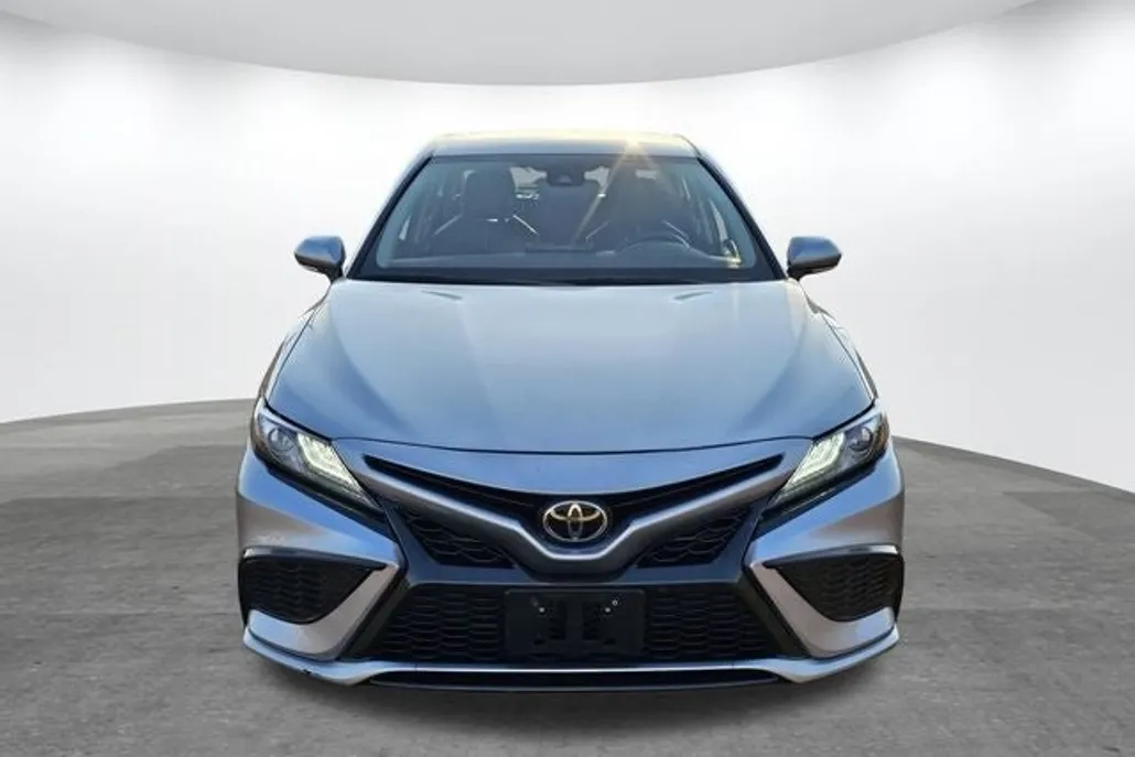 2023 Toyota Camry XSE photo 1