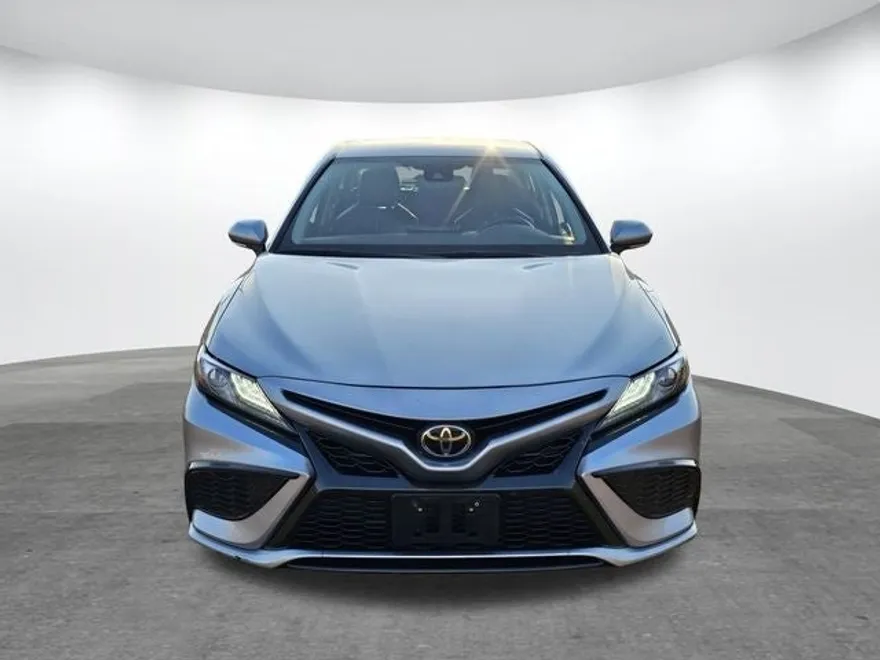 2023 Toyota Camry XSE photo 1