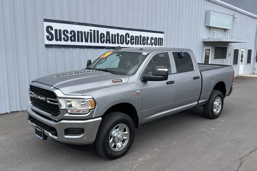 2024 Ram 2500 Tradesman photo 1