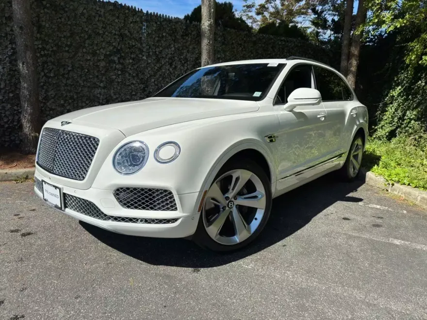 2020 Bentley Bentayga V8 photo 1