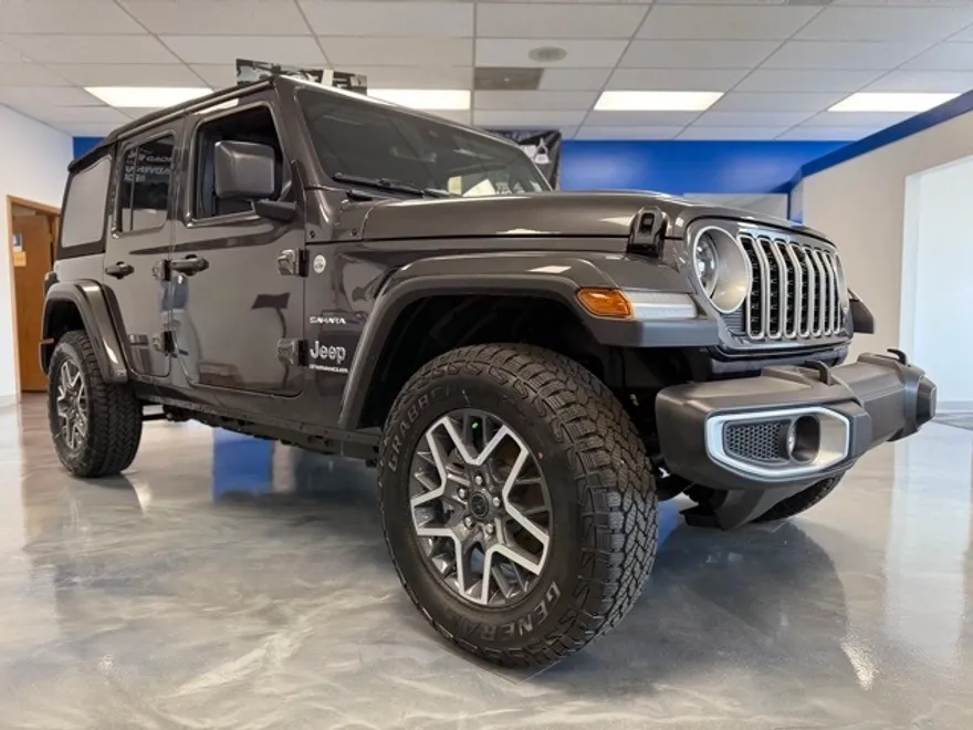 2024 Jeep Wrangler Sahara photo 1
