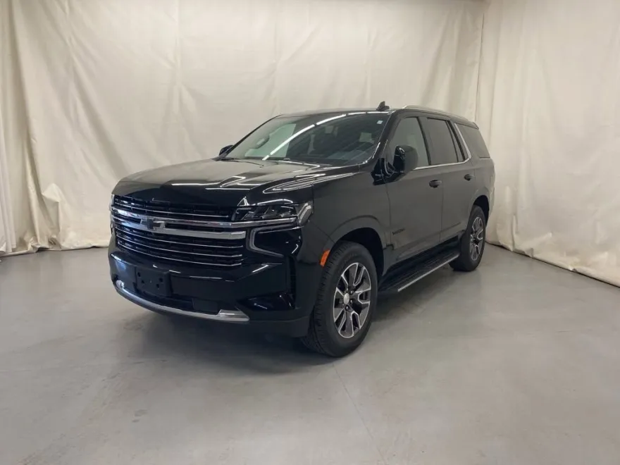 2023 Chevrolet Tahoe LT photo 1