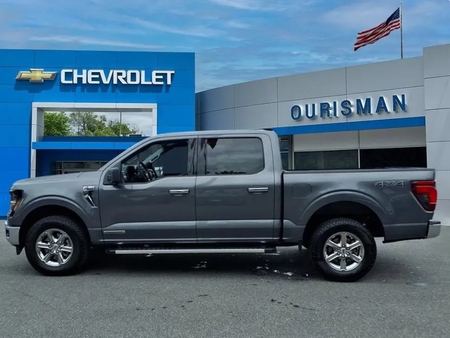 2024 Ford F-150 XLT photo 1