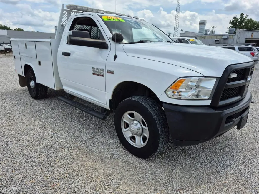 2018 Ram 3500 Tradesman SLT photo 1