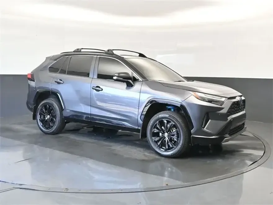 2024 Toyota RAV4 Hybrid XSE photo 1