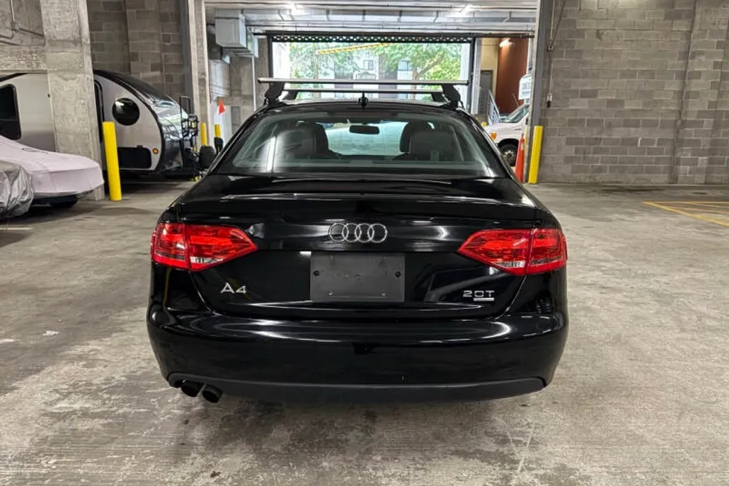 2011 Audi A4 2.0T Quattro Premium photo 1
