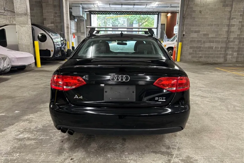 2011 Audi A4 2.0T Quattro Premium photo 1