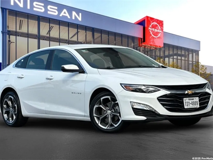 2024 Chevrolet Malibu 1LT photo 1