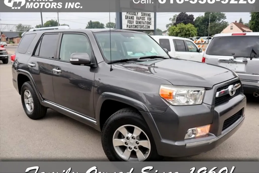 2011 Toyota 4Runner SR5 photo 1