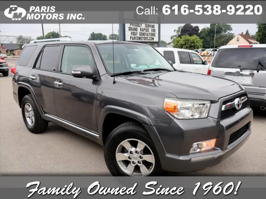 2011 Toyota 4Runner SR5 photo 1