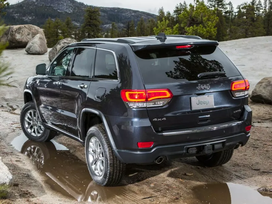 2014 Jeep Grand Cherokee Overland photo 1