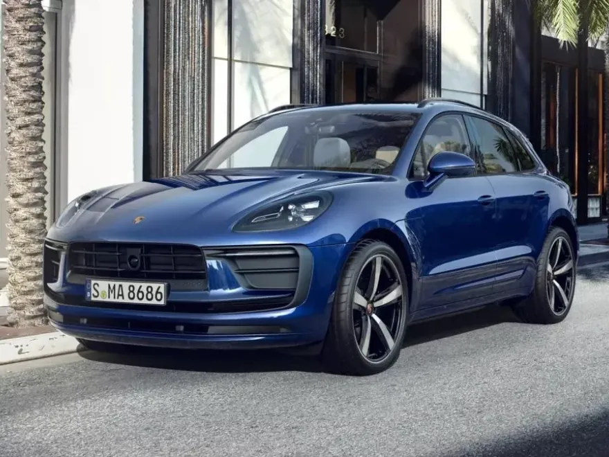 2025 Porsche Macan T photo 1