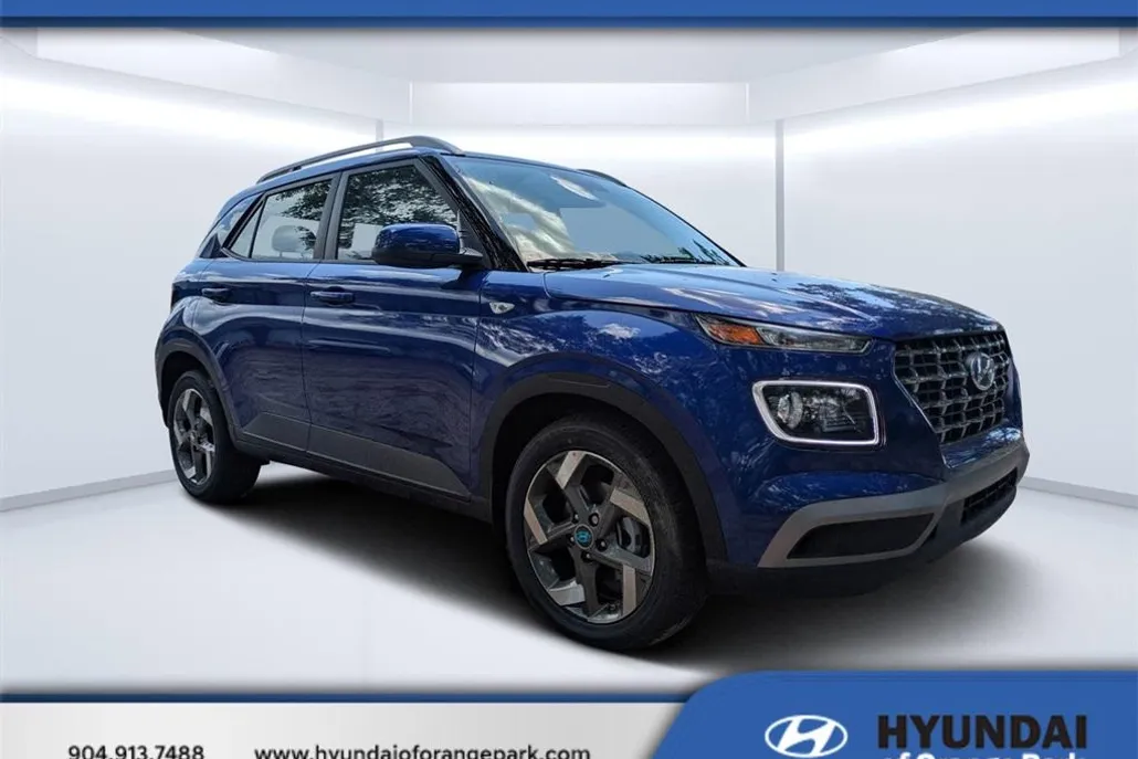 2025 Hyundai Venue Limited photo 1