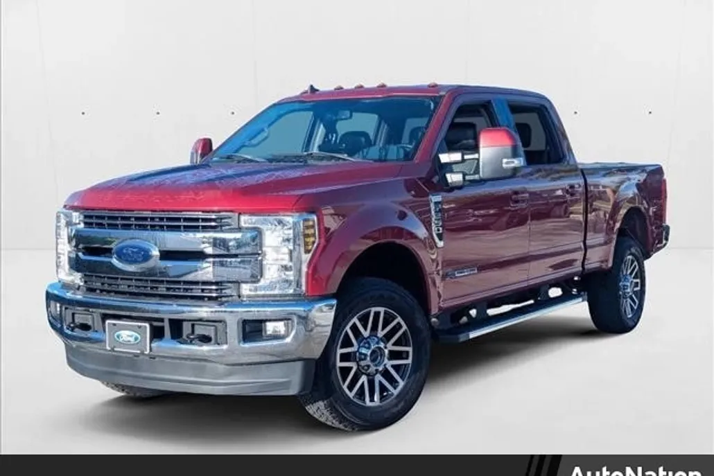 2019 Ford F-250 Lariat photo 1