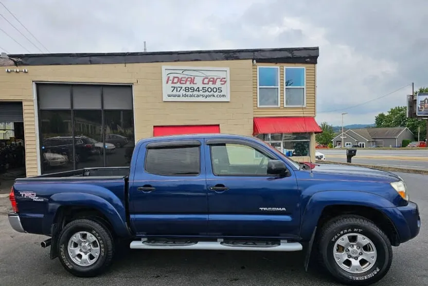 2007 Toyota Tacoma PreRunner V6 photo 1