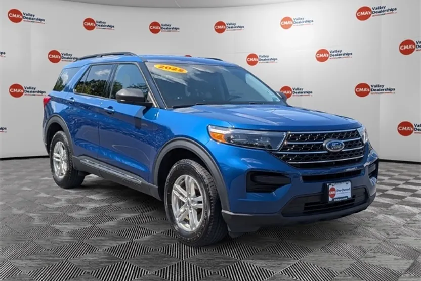 2022 Ford Explorer XLT photo 1