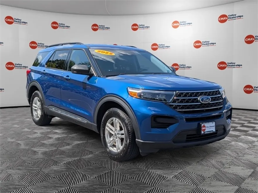 2022 Ford Explorer XLT photo 1