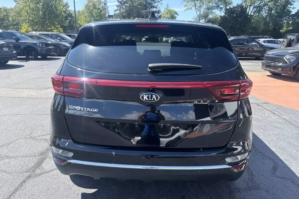 2022 Kia Sportage LX photo 1