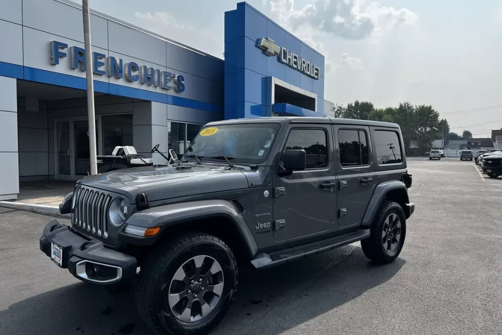 2018 Jeep Wrangler Unlimited Sahara photo 1
